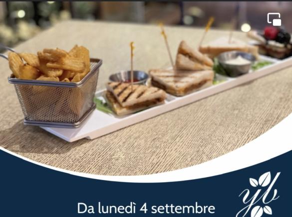 yerbabuena it il-natale-2020-a-domicilio-yerbabuena-e-la-formula-senza-pensieri 018